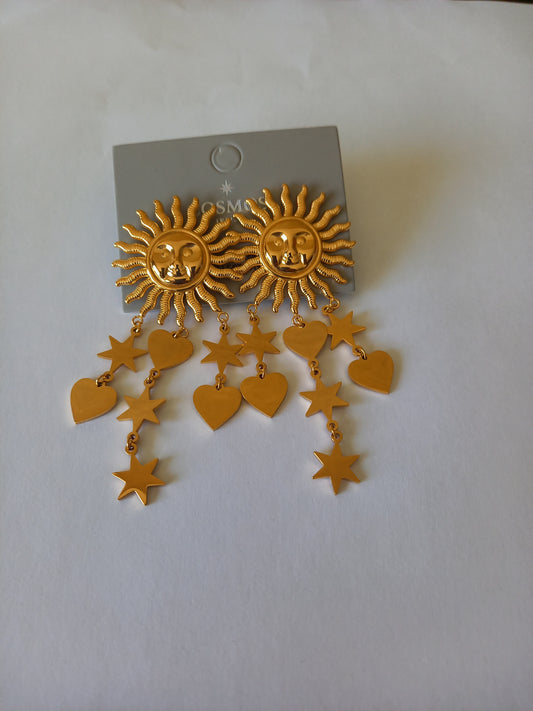 Boucles d’oreilles soleil doré avec cœurs et étoiles pendantes en acier inoxydable